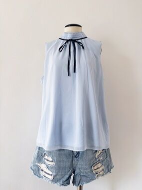 Karl Lagerfeld Light Blue Sleeveless Bow-Neck Camisole with Black bow